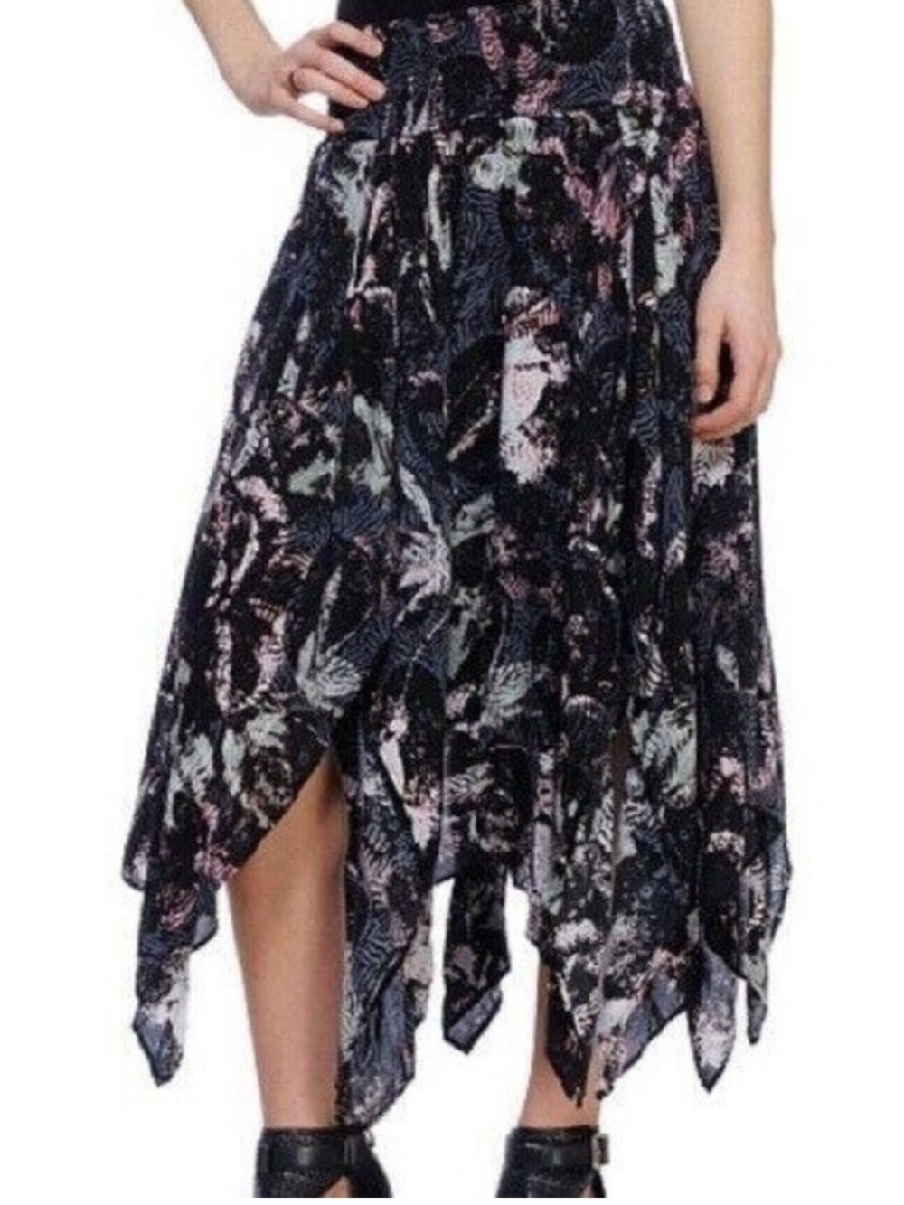 Free People Fly Away Print
Swing Skirt size S